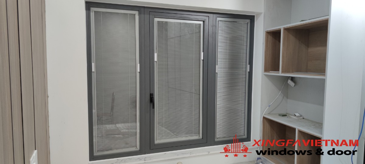 Cửa lưới chống muỗi dạng mở của cửa nhôm XingFa tại Bình Thuận