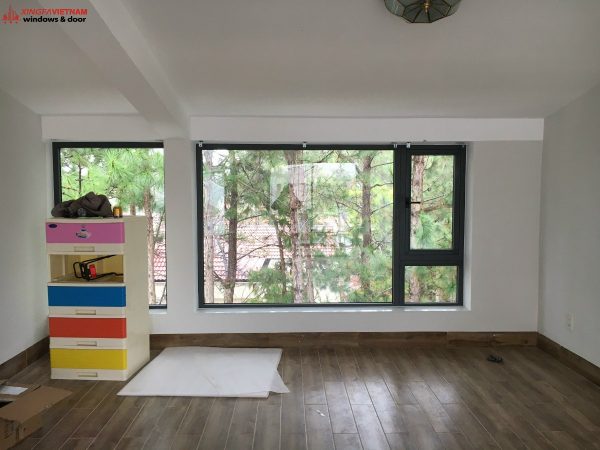 Cửa sổ 1 cánh kèm vách kính cố định