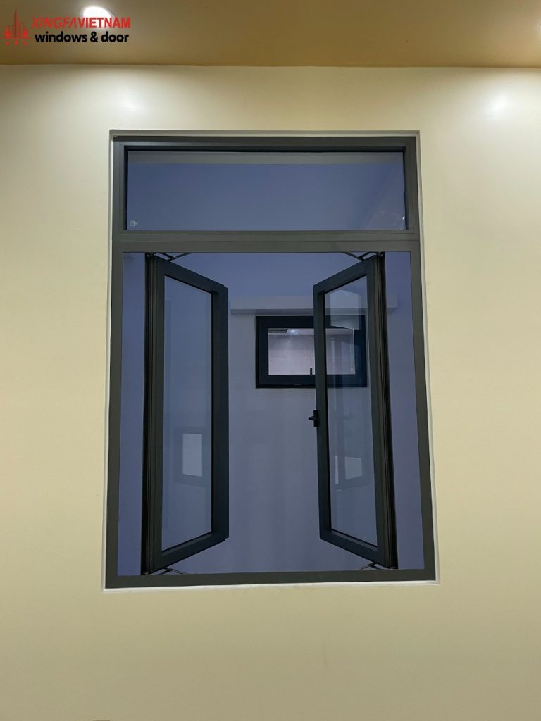 Cửa sổ mở quay 2 cánh nhôm Xingfa