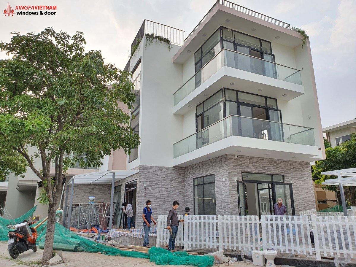 Hình ảnh thực tế công trình cửa nhôm Xingfa tại nhà anh Bảo ở Thủ Đức TPHCM