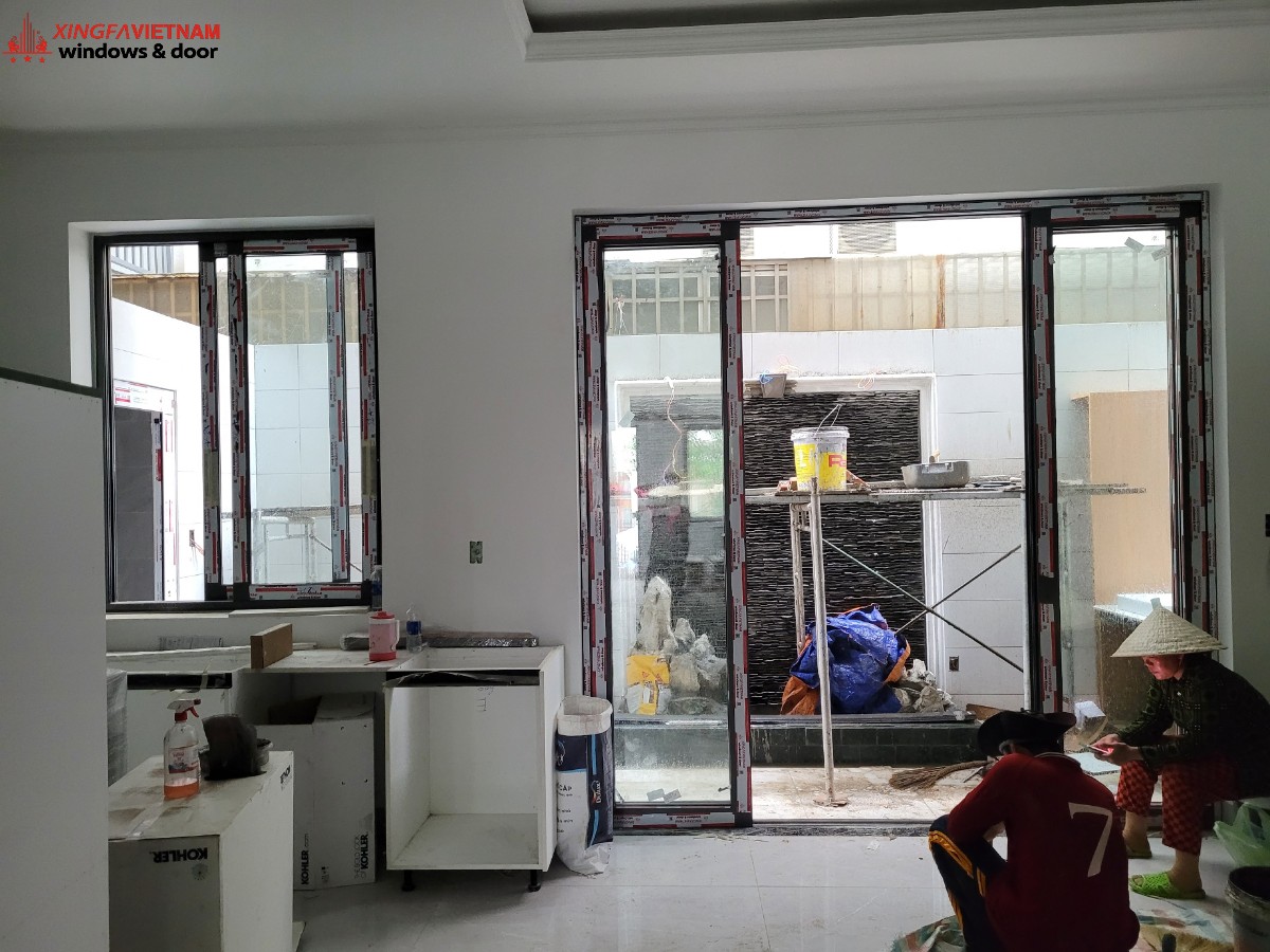 Cửa đi mở trượt và cửa sổ mở trượt nhôm Xingfa chính hãng
