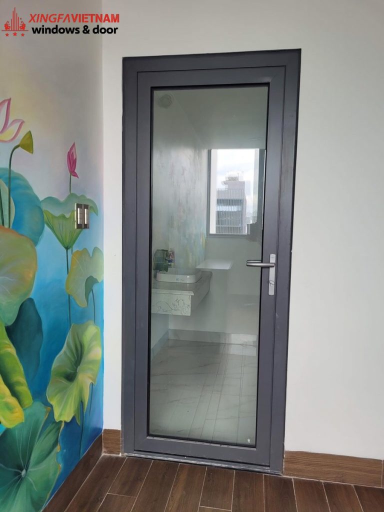Thi công cửa đi mở quay 1 cánh nhôm Xingfa tại nhà anh Duy, KĐT An Phú, Quận Thủ Đức
