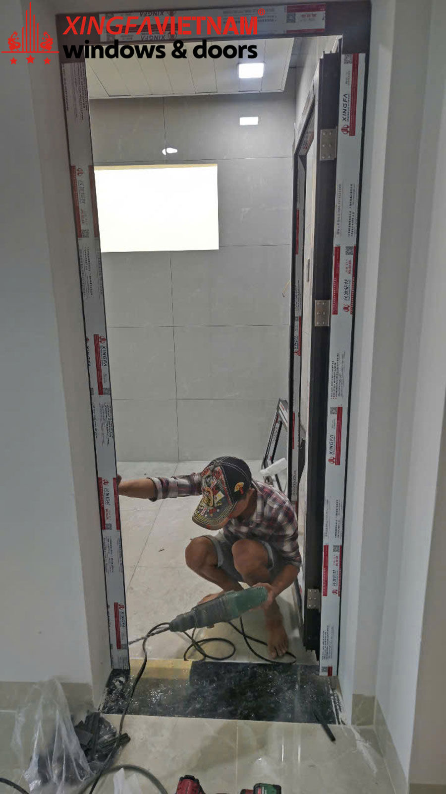 Cập Nhật Tiến độ Thi Công Lắp đặt Cửa Cho Anh Cường