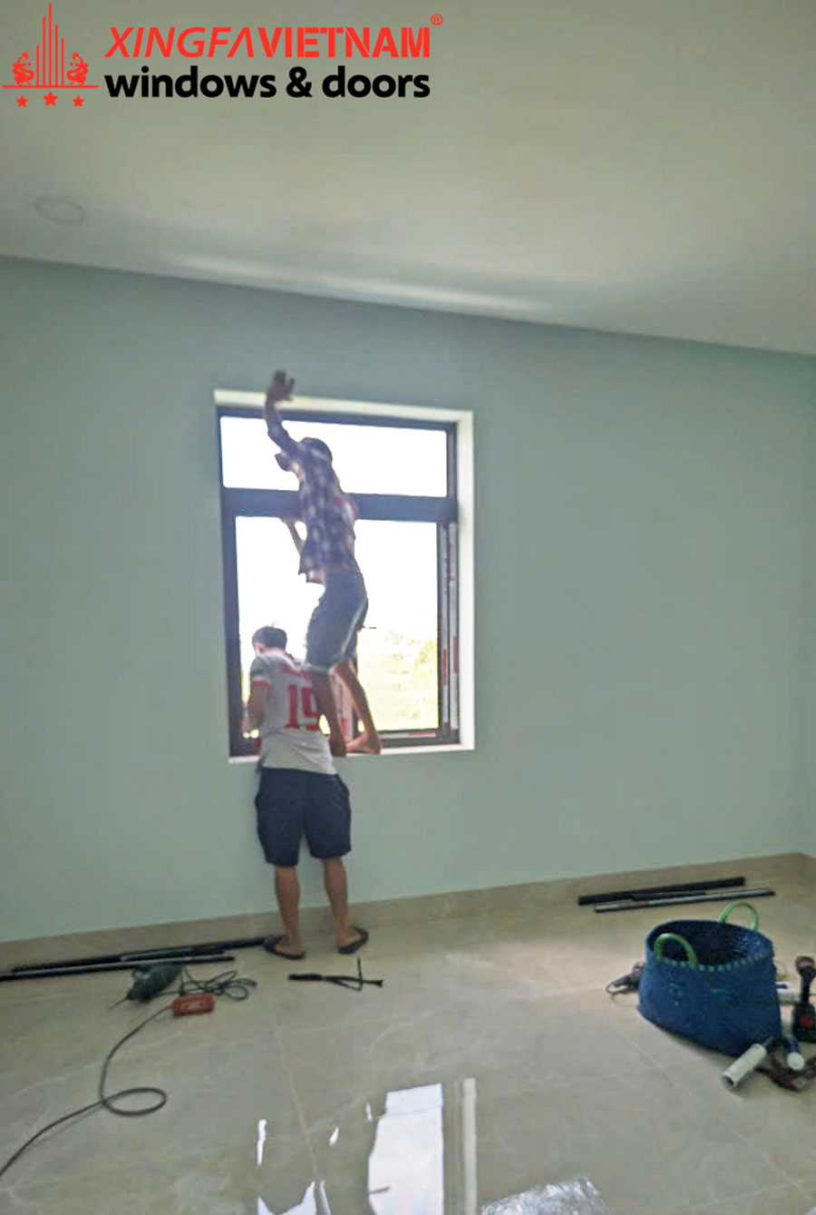 Cập Nhật Tiến độ Thi Công Lắp đặt Cửa Cho Anh Cường