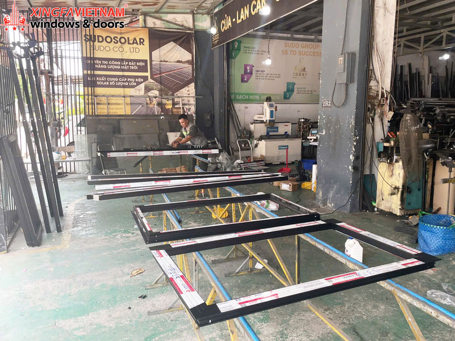 Hình ảnh Sản Xuất Cửa Nhôm Xingfa Quảng Đông Chính Hãng Quận 9