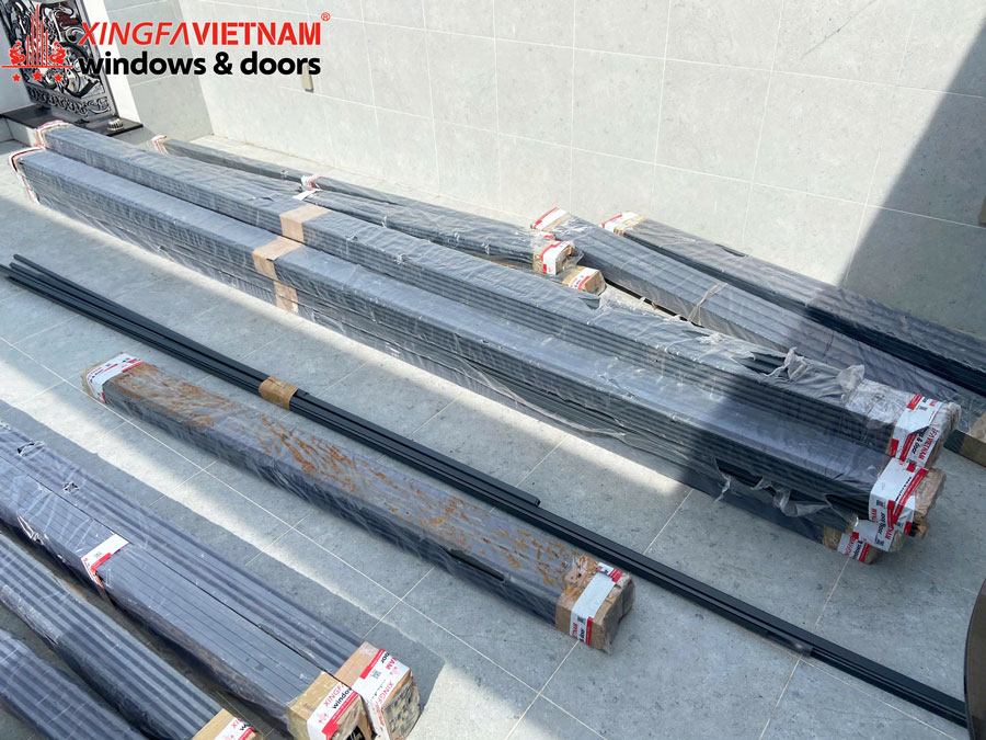 Hình ảnh Thực Tế Mái Lợp Nhôm Cao Cấp Tại Công Trình Nhà Anh Dũng