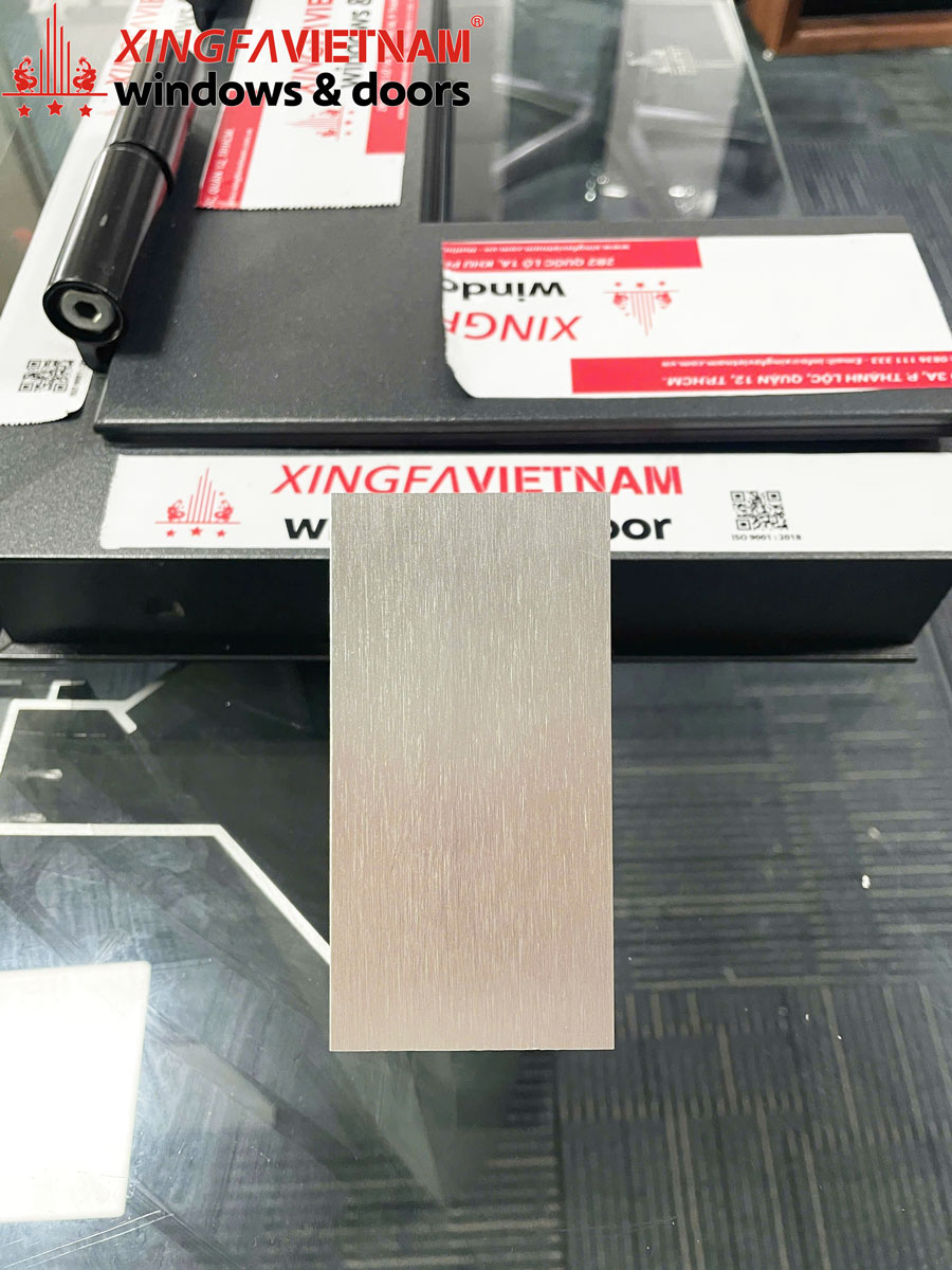 Hình ảnh Thực Tế Màu Nhôm Xingfa C-Class