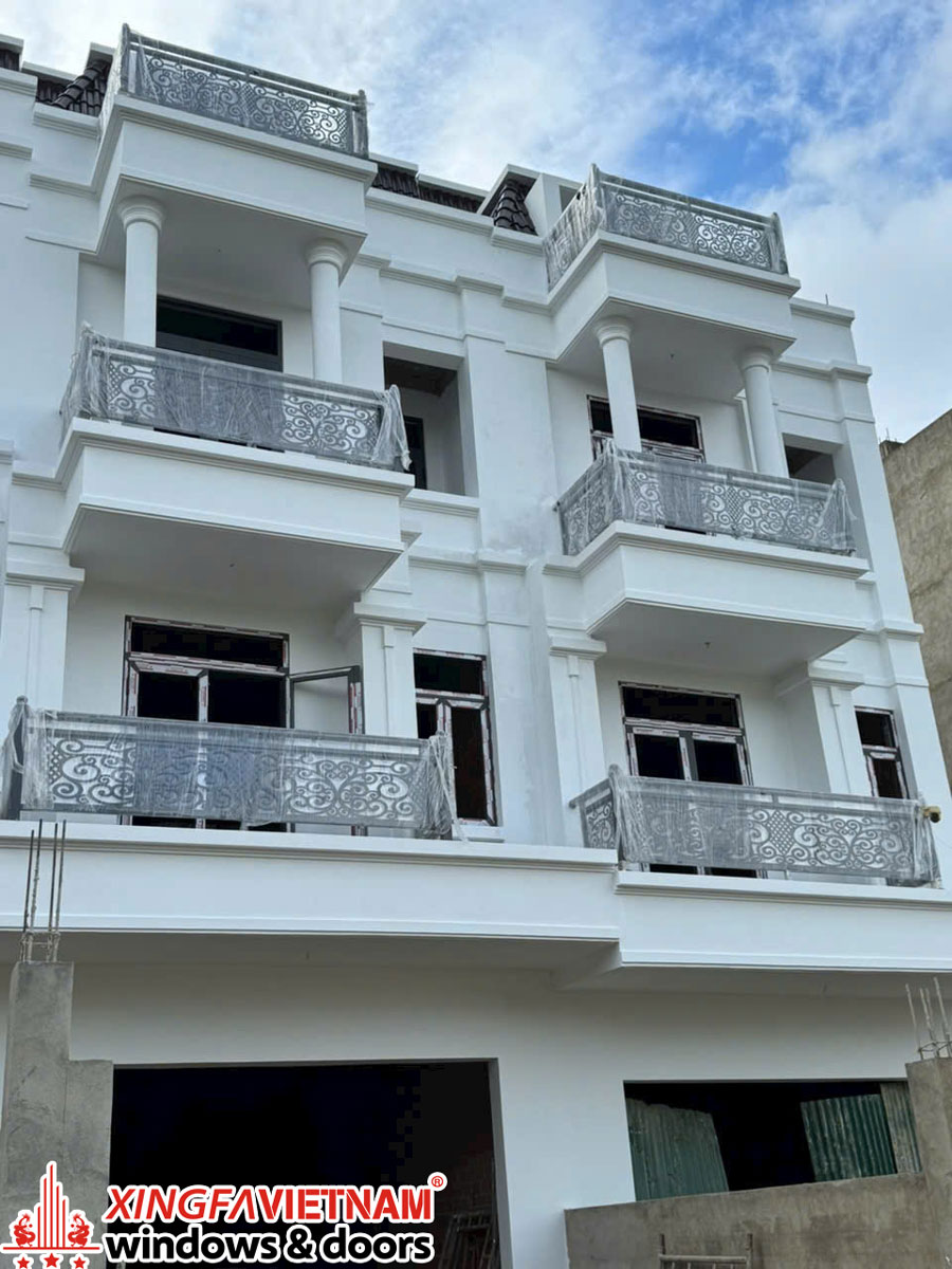 Hình ảnh thực tế thi công lắp đặt cửa nhôm Cho Dự Án Nam Phương City tại TP. Bảo Lộc