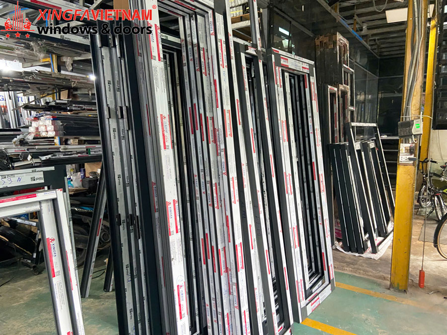 Hình ảnh sản xuất cửa nhôm Xingfa tại xưởng