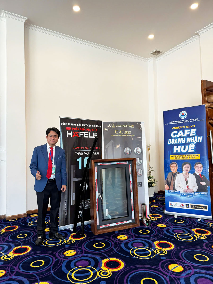 Hình Ảnh Tại Buổi Cà Phê Doanh Nhân