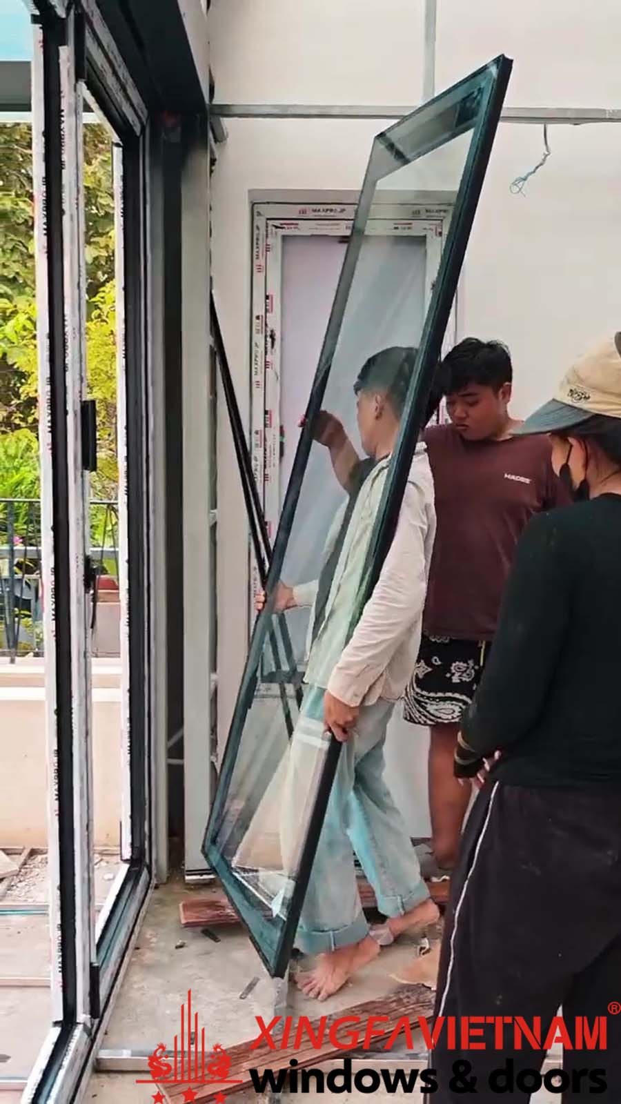 đưa Kính Vào Cửa Com Vn